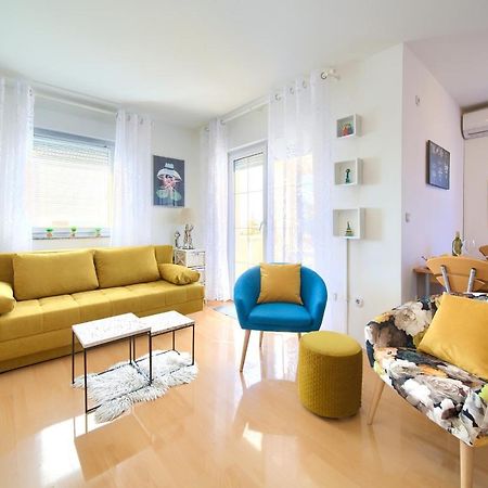 Apartman Noel Krk Town Eksteriør bilde