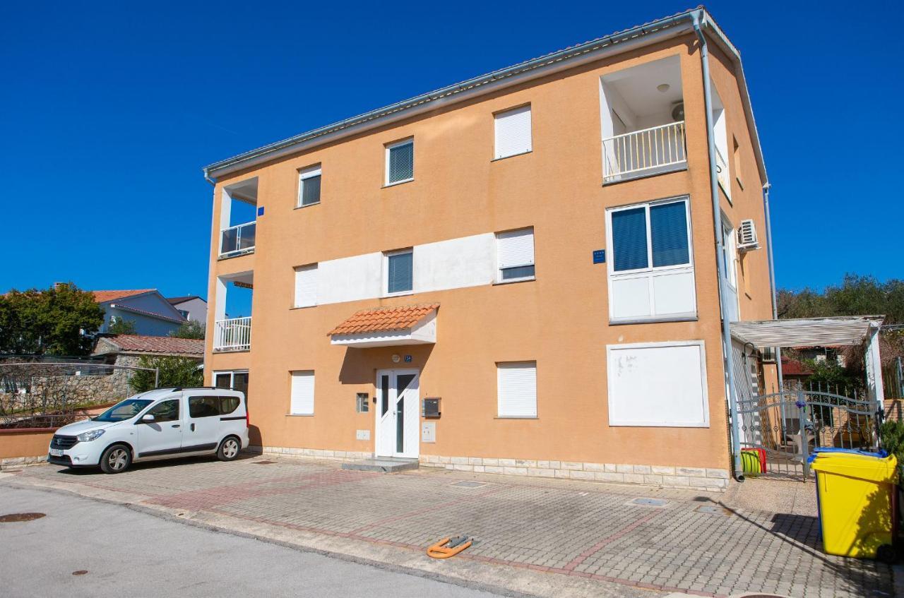 Apartman Noel Krk Town Eksteriør bilde